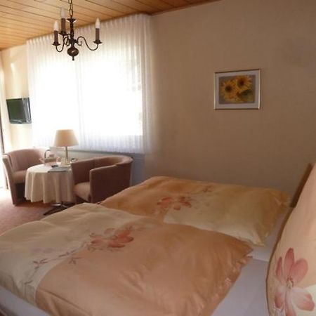 Alte Weinstube Hotel Enkirch Buitenkant foto